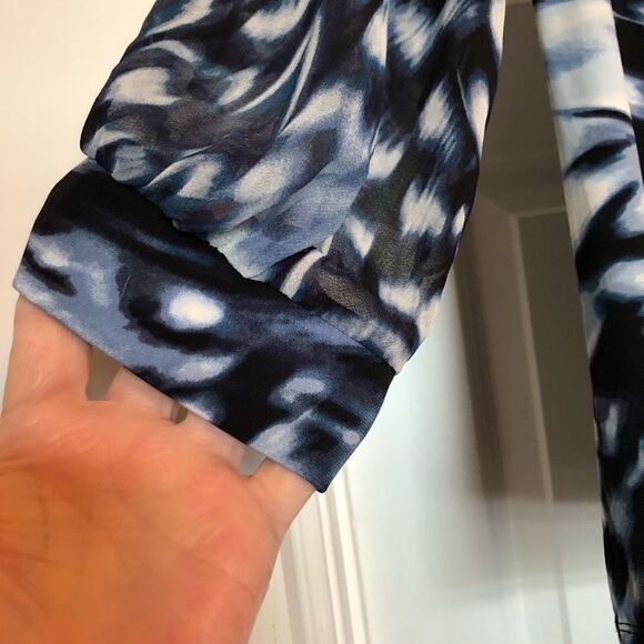 Calvin Klein - 🎉HP c 2 🎉 NWT - L Sz XS Everyday Crew Neck Chiffon Sleeve Blouse - Picture 8 of 14